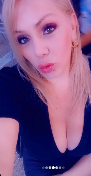 HOLA HOLA AMORES SOY ANA CONDA MUY ACTIVA PASIVA 
JUGUETONAAA  ENCUENTROS TRIOS VIRTUAL SEXTING .
